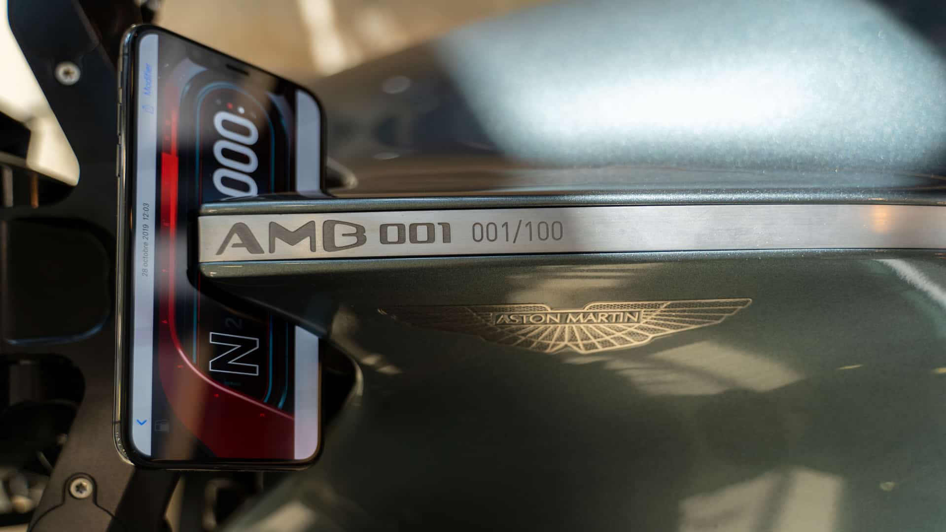 AMB 001
